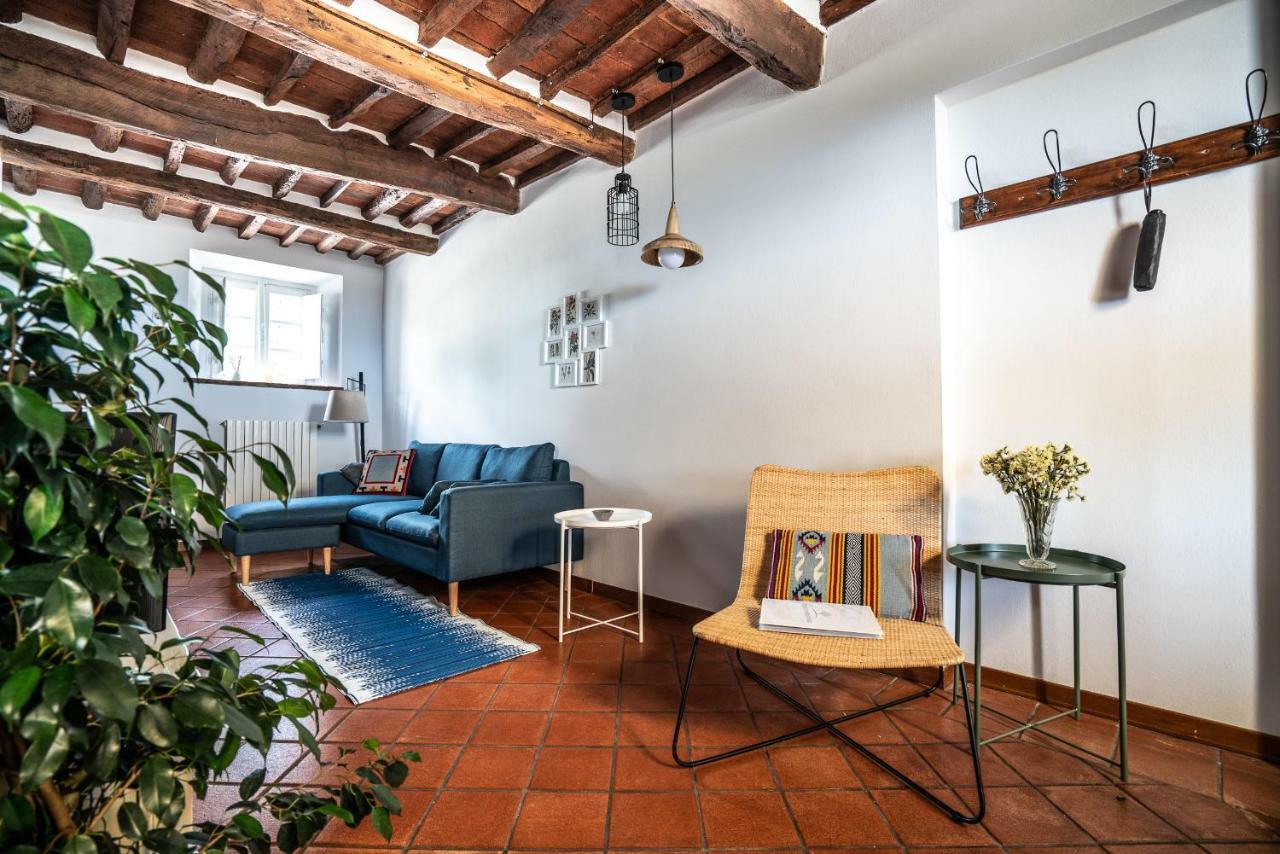 Accogliente alloggio con vista e piscina Lucca Esterno foto